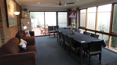 Elwood House - Accommodation NT 1