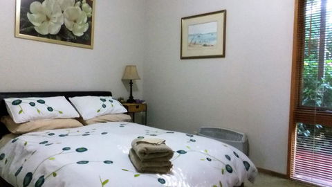 Elwood House - Accommodation NT 0