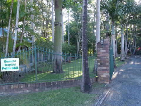 Emerald Tropical Palms B & B - NT Tourism 2