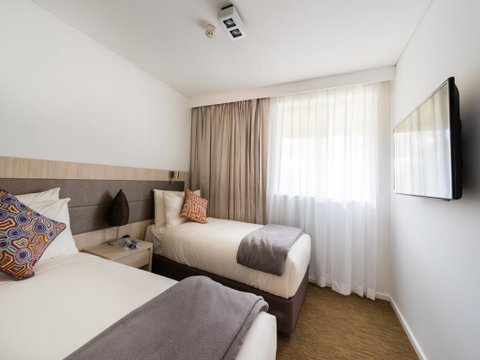 Emu Walk Apartments - Accommodation NT 2