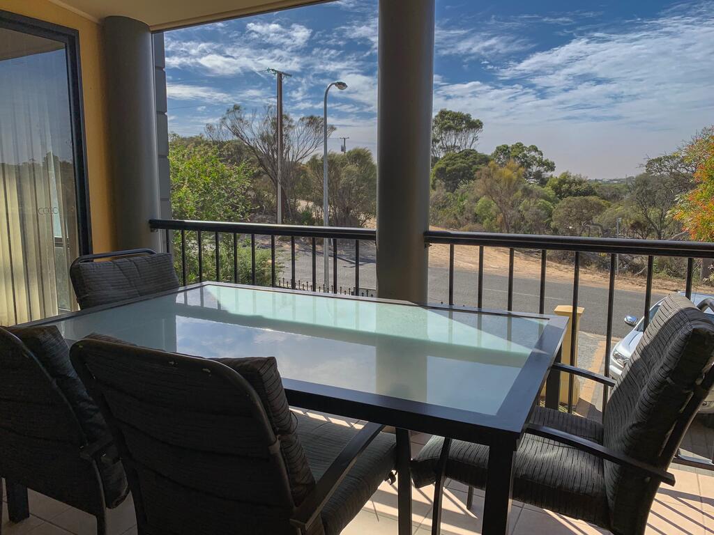  Accommodation NT
