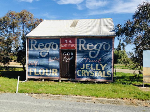 Eureka Hotel / Rainbow Brewery - Accommodation NT 2