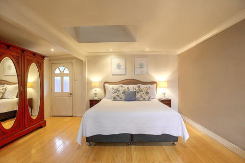 Evanslea Luxury Boutique Accommodation - NT Tourism 2