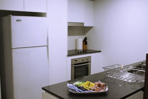 Executively Styled 2 Bed, 2 Bath, Perfect Location - NT Tourism 0
