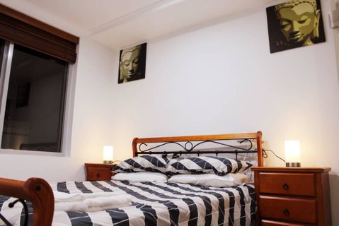 Executively Styled 2 Bed, 2 Bath, Perfect Location - NT Tourism 3