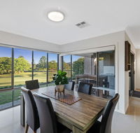 Fairway Village  Windaroo Lakes Golf Club - NT Tourism