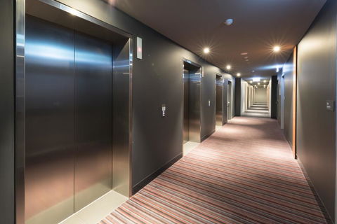 Family Loved-2BR Apt @ Docklands - Free Parking - Accommodation NT 2