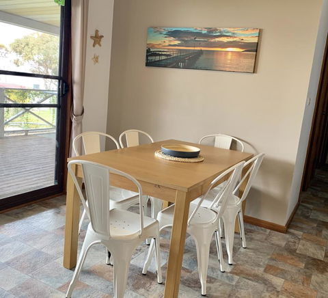 Fareview Beach House - Accommodation NT 3