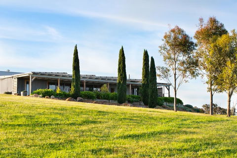 Farmer Smith Estate - Sunrise Retreat - Accommodation NT 3