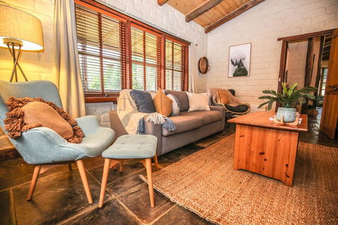Feathertop Retreat - NT Tourism 0