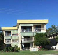 First Floor Unit with waterviews from your balcony - Accommodation NT