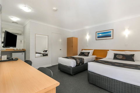Flag Motor Lodge - NT Tourism 1
