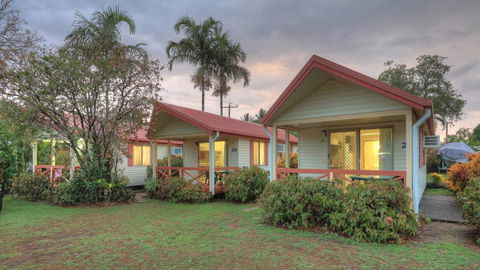Flying Fish Point Tourist Park - Accommodation NT 0