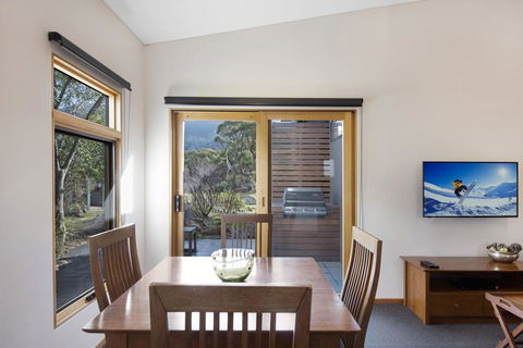 Four Mile Hut - NT Tourism 2