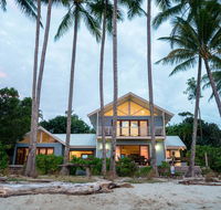 Frangipani Beach House - Newell Beach - Accommodation NT
