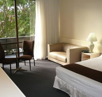 Frankston International - Accommodation NT