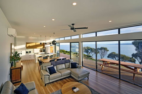 Freycinet Coastal Retreat - Accommodation NT 0