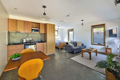 Freycinet Stone Studio 8 - Sandstone - Accommodation NT 3