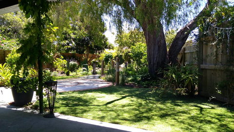 Friends Holiday House - Accommodation NT 0