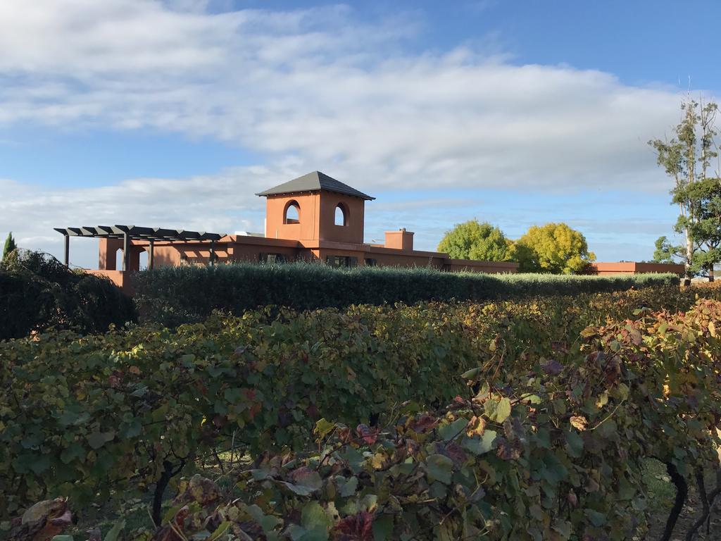  Accommodation NT