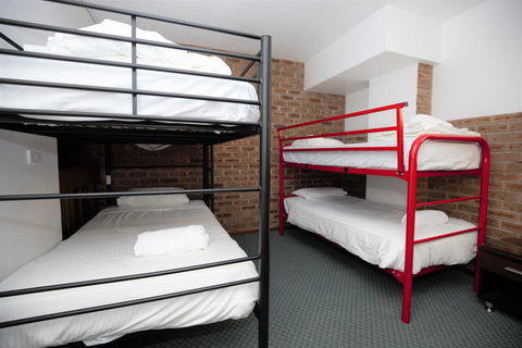 Gables 11 On Clyde Street - NT Tourism 2