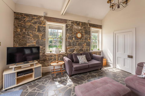 Georgia - Accommodation NT 3