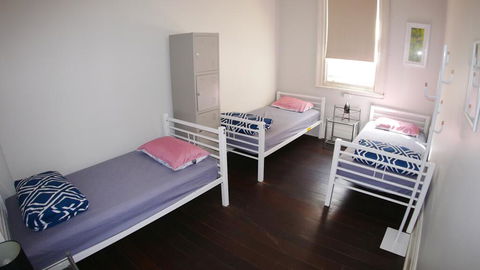 Geraldton Backpackers - Accommodation NT 3