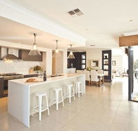 Getaway on Poplars - Comfortable and well-appointed - NT Tourism