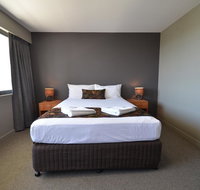 Gladstone Reef Hotel Motel - Accommodation NT
