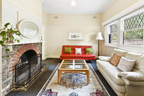 GlenIris Beautiful 6BedderFamily House+2Bath+Pool - Accommodation NT 0