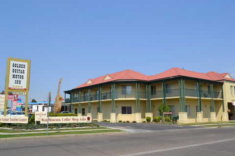 Golden Guitar Motor Inn - Accommodation NT 2