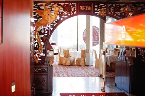 Golden Pebble Hotel - Accommodation NT 2