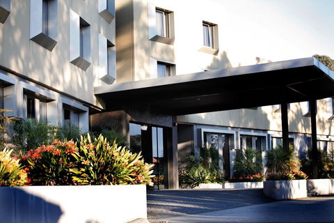 Golden Pebble Hotel - Accommodation NT 0