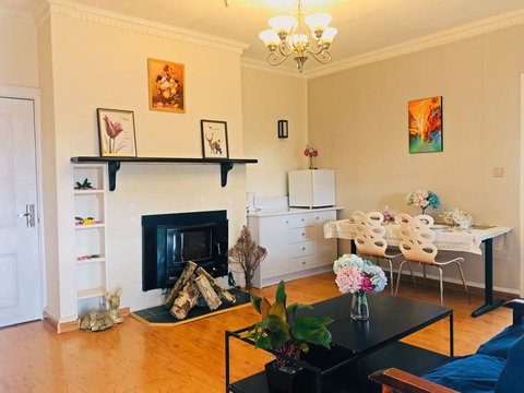 Golden Village - Accommodation NT 0