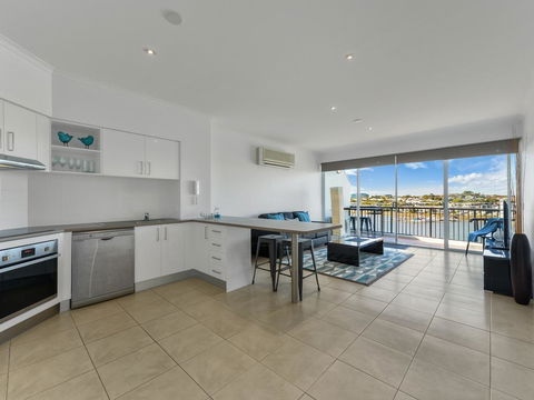 Goldsborough Place Apartments - NT Tourism 1