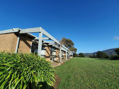 GRACEDALE HILLS HOMESTEAD - NT Tourism 1
