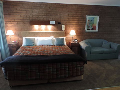 Greenacres Motel - NT Tourism 0