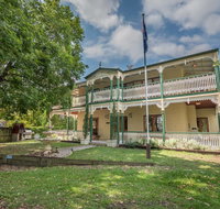 Grove Manor - Accommodation NT