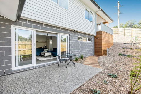 HALE KUPA Rye Beach House Spa Table Tennis - Accommodation NT 2