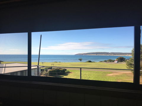 Hamilton - Accommodation NT 1