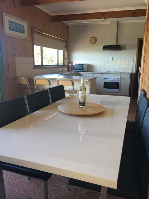 Hamilton - Accommodation NT 3