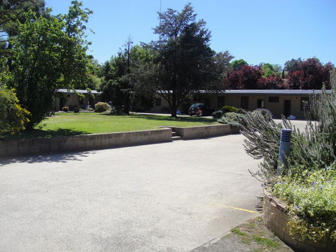 Hamilton Hume Motor Inn - Accommodation NT 1