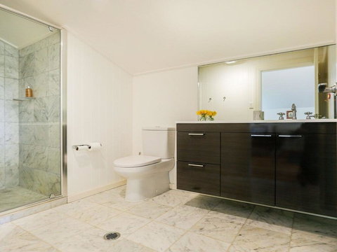 Hardigreen Park - Spacious With Tennis Court - Accommodation NT 3