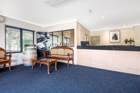 Hawkesbury Race Club Motel - NT Tourism 3