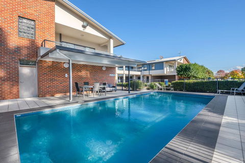 Hawkesbury Race Club Motel - NT Tourism 2