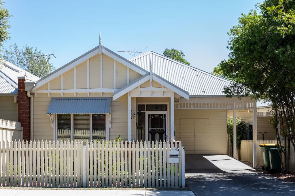 Healesville VIC NT Tourism