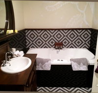 Henrietta's Country House - Accommodation NT