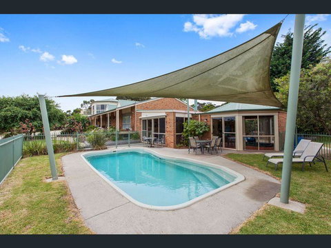 Heritage Bed & Breakfast - NT Tourism 1