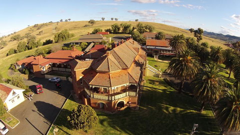 Hermitage Hill Country Retreat - Accommodation NT 0