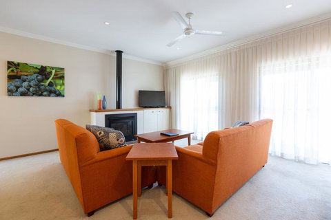 Hermitage Lodge - Accommodation NT 3